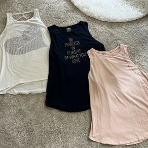 Calia by Carrie Underwood set of 3 Tank Tops sz Lg
